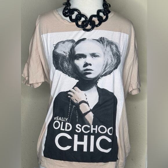 REALLY OLD SCHOOL CHIC Tee SHIRT made by BLACKBOOK SIZE US 6 ✅Measurements - Picture 1 of 4
